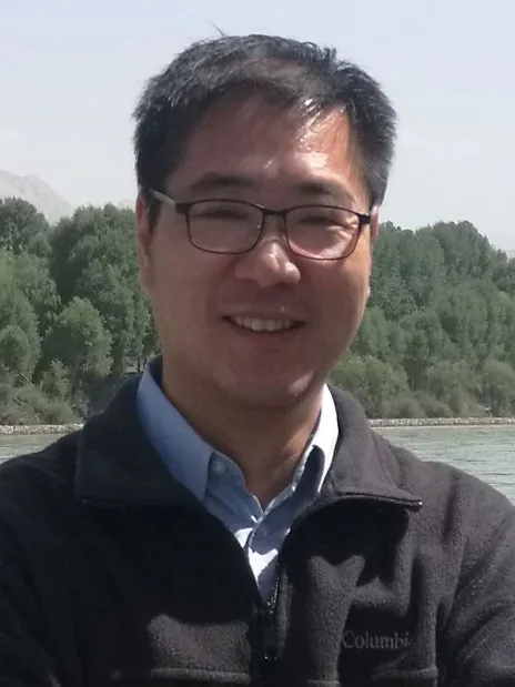 Zhibo Li