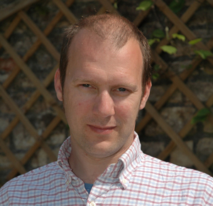 Picture of Dr Russell J Cox