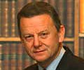 Picture of Dr Simon Campbell