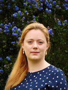 Dr Anna Regoutz