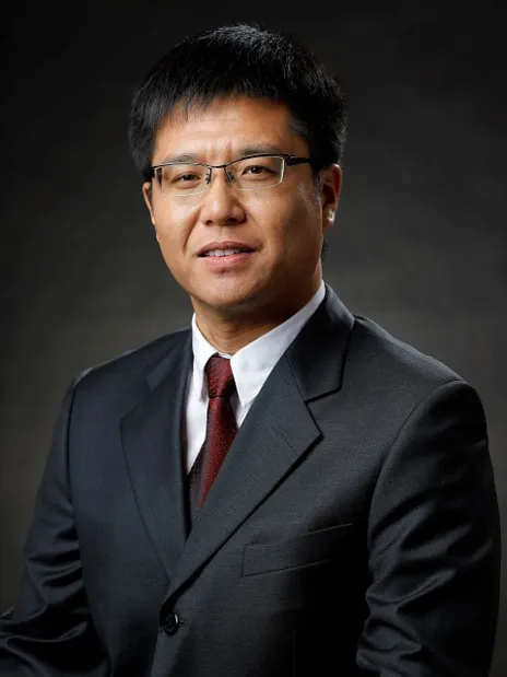 headshot of Tierui Zhang