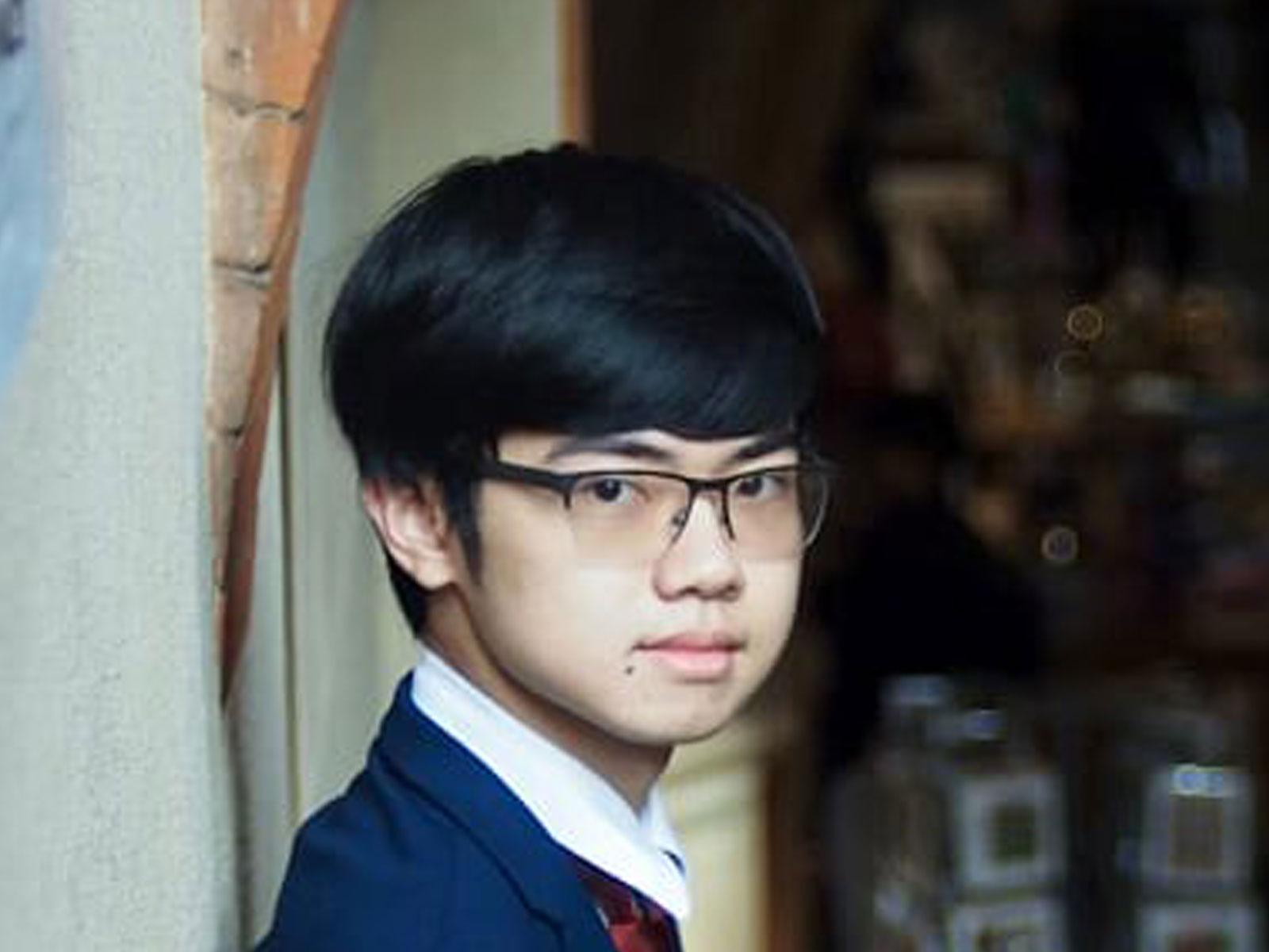 Headshot of Worawit Headshot of Worawit