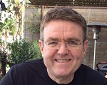 Picture of Dr Robert Lindsay